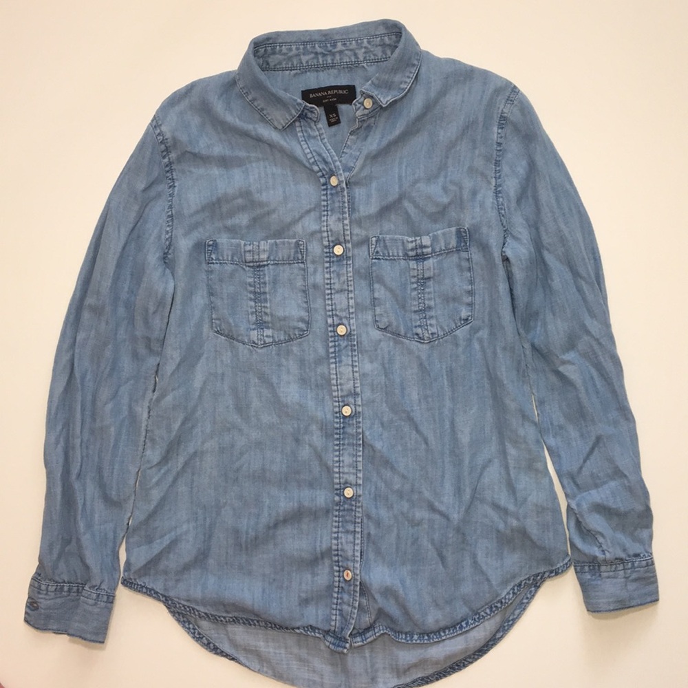 Banana Republic Button-Down
